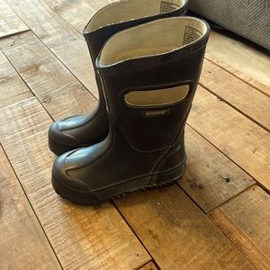 Boys Bogs rain boots